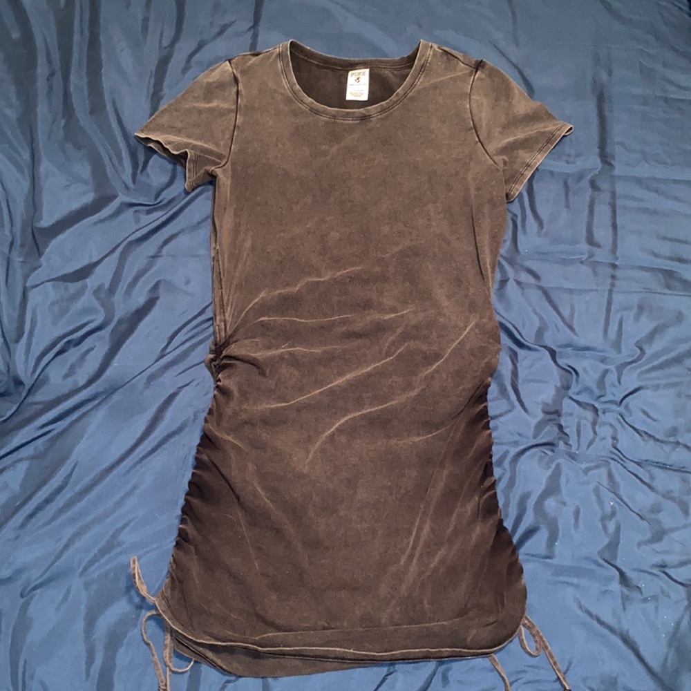 [PINK] Ruched Dress - Picture 2 of 4